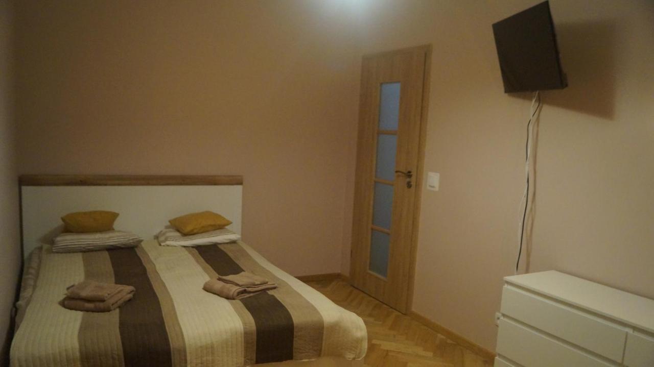 Old Town Chic - 2 Pokoje, Bezplatny Parking, F-Vat Apartment Wroclaw Luaran gambar