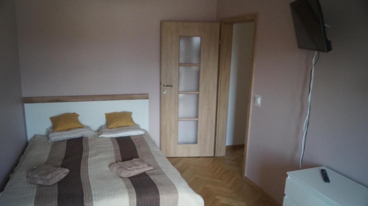 Old Town Chic - 2 Pokoje, Bezplatny Parking, F-Vat Apartment Wroclaw Luaran gambar