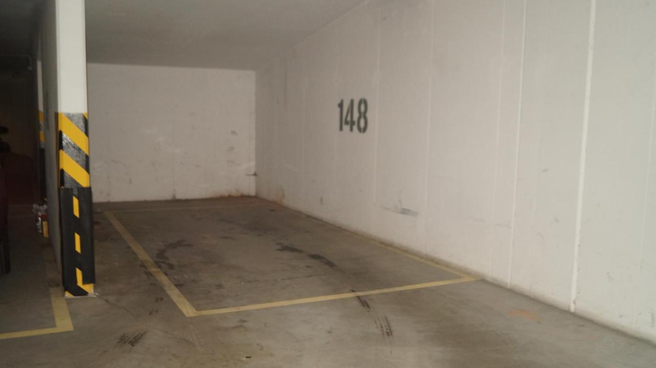 Old Town Chic - 2 Pokoje, Bezplatny Parking, F-Vat Apartment Wroclaw Luaran gambar